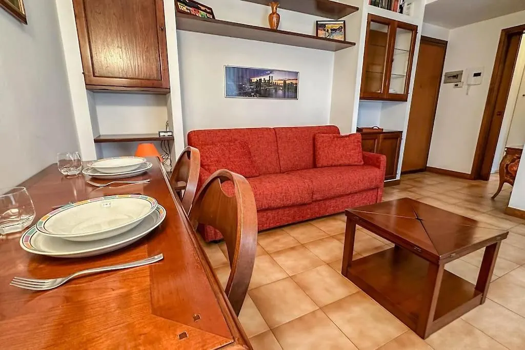 10 Minuti Dall'Aeroporto Linate Studio Flat Peschiera Borromeo 0*,  Italy