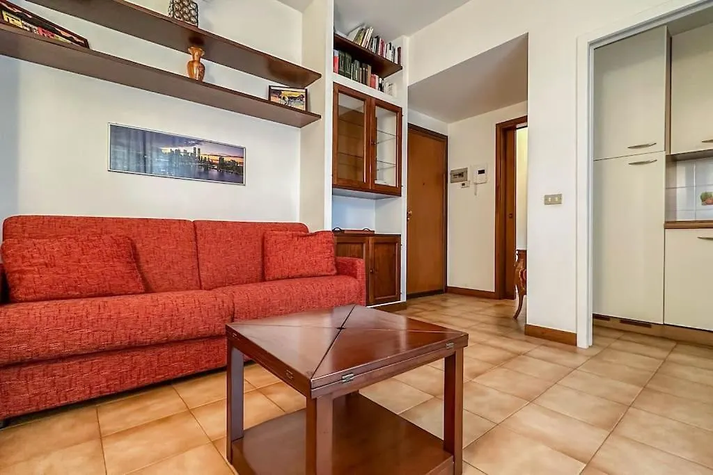 Apartment 10 Minuti Dall'Aeroporto Linate Studio Flat Peschiera Borromeo Italy