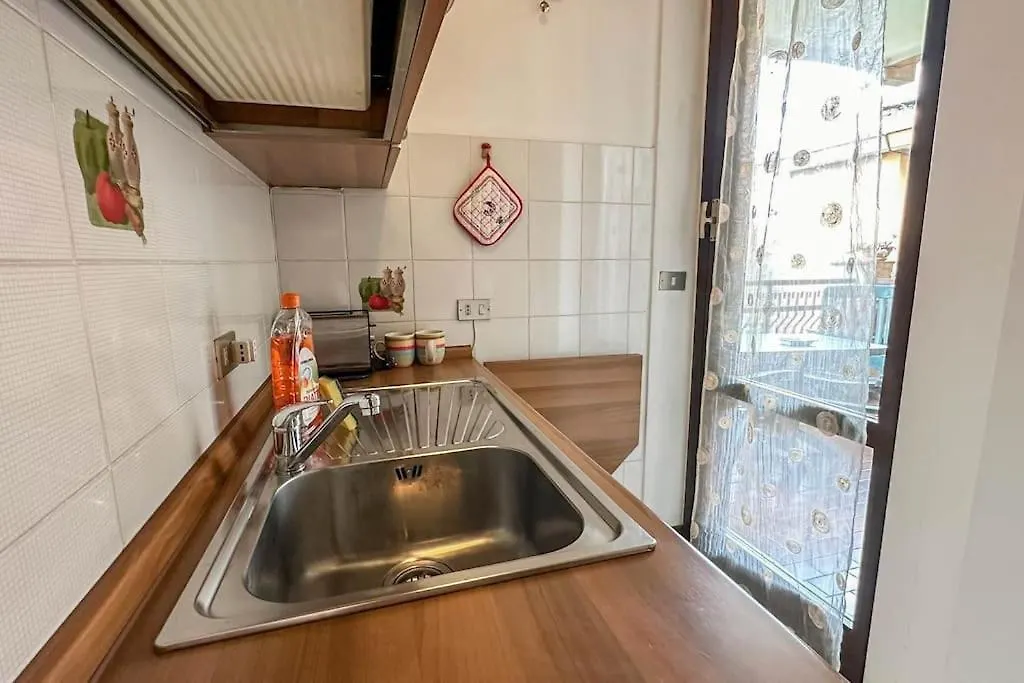 Apartment 10 Minuti Dall'Aeroporto Linate Studio Flat Peschiera Borromeo Italy